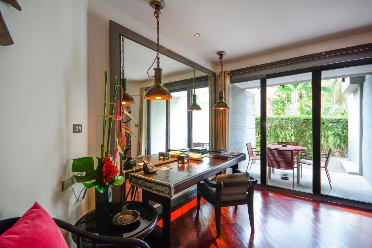 The Slate, Phuket Hotel Nai Yang Beach Exterior foto A modern Thai style dining room