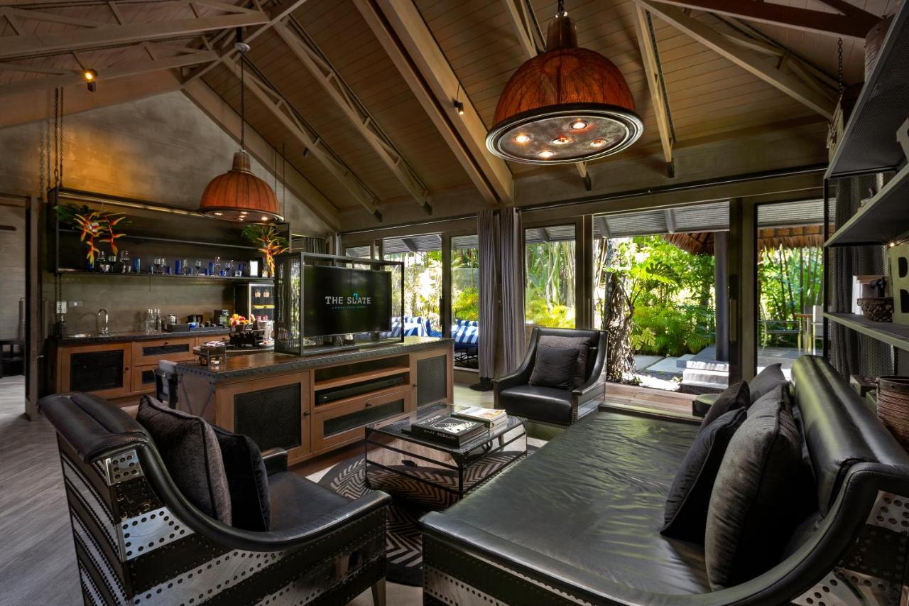 The Slate, Phuket Hotel Nai Yang Beach Exterior foto The interior of a villa at The Residence, Phuket