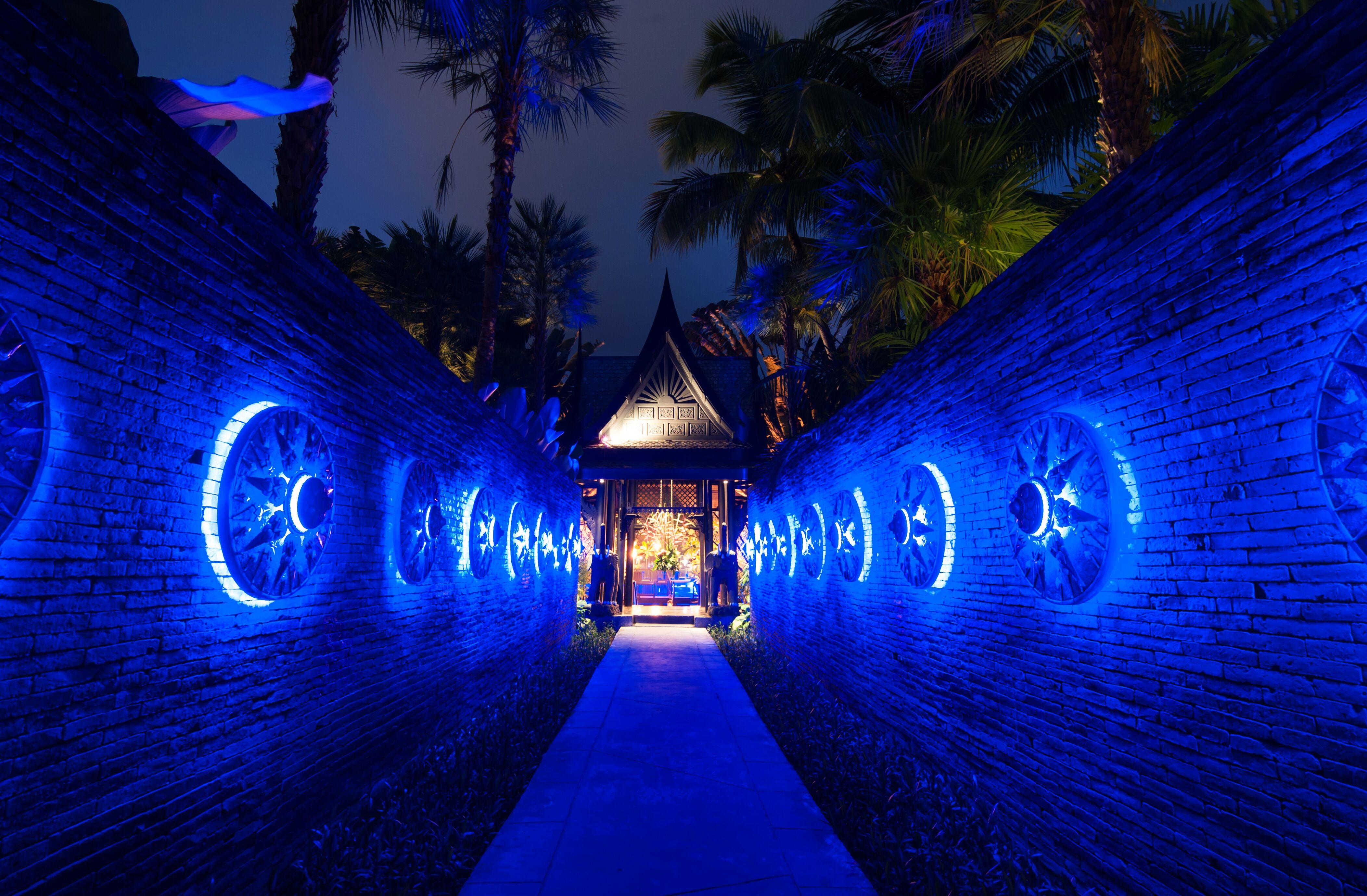 The Slate, Phuket Hotel Nai Yang Beach Exterior foto The Blue Moon Bar