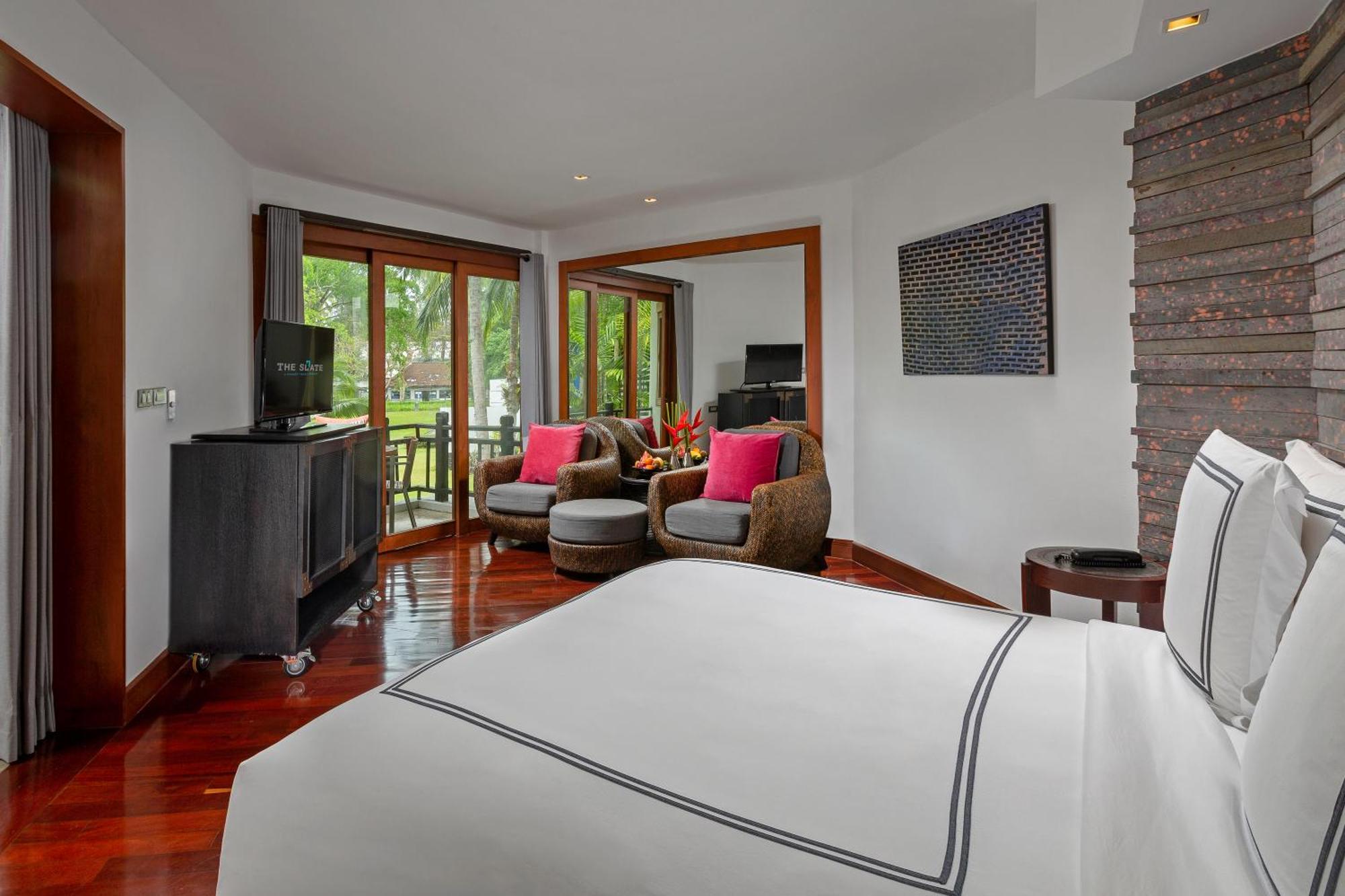 The Slate, Phuket Hotel Nai Yang Beach Exterior foto